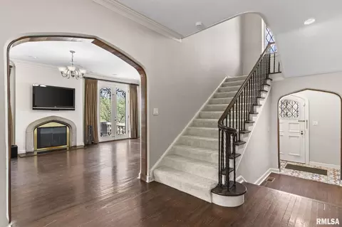Entry Way - 1050 Williams Blvd, Springfield, IL 62704 photo 1 of 11