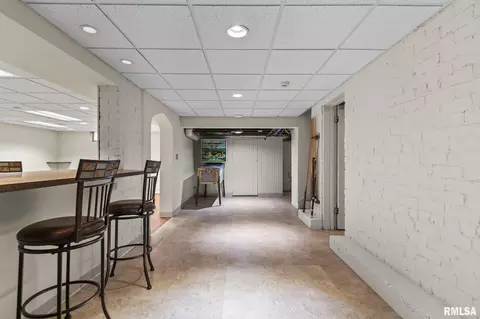 Entry Way - 1050 Williams Blvd, Springfield, IL 62704 photo 11 of 11