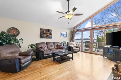 180 E Hazel Dell Ln, Springfield, IL 62712 photo 9