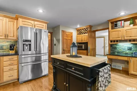 180 E Hazel Dell Ln, Springfield, IL 62712 photo 15