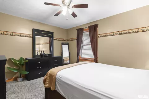 180 E Hazel Dell Ln, Springfield, IL 62712 photo 24