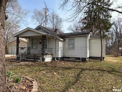 1336 N Ohio St, Springfield, IL 62702 photo 2