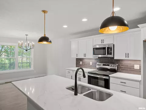 Kitchen - 1703 Ambleside Dr, Springfield, IL 62711 photo 2 of 6