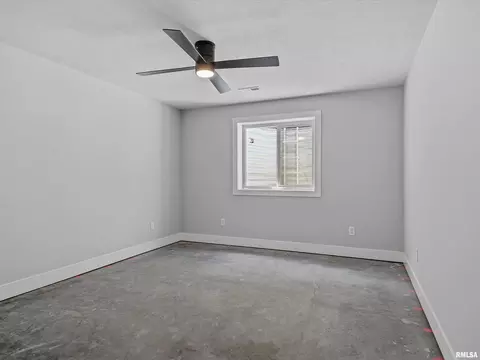 Bedroom - 1703 Ambleside Dr, Springfield, IL 62711 photo 7 of 11
