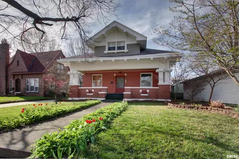 2208 Vermont St, Quincy, IL 62301