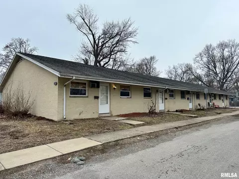 1901 S 1st St, Springfield, IL 62704