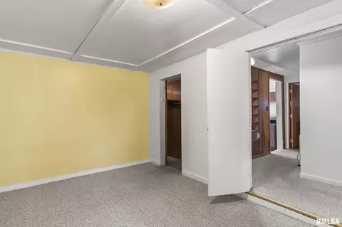Bedroom - 527 Wood Ave, Springfield, IL 62702 photo 3 of 6
