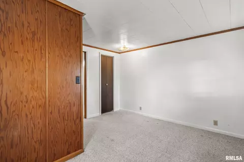 Bedroom - 527 Wood Ave, Springfield, IL 62702 photo 6 of 6