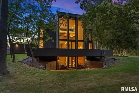 1111 Williams Blvd, Springfield, IL 62704