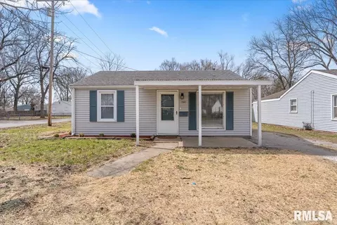 Exterior - 2941 Hoover St, Springfield, IL 62703 photo 1 of 5