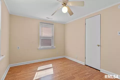 Bedroom - 2941 Hoover St, Springfield, IL 62703 photo 5 of 8