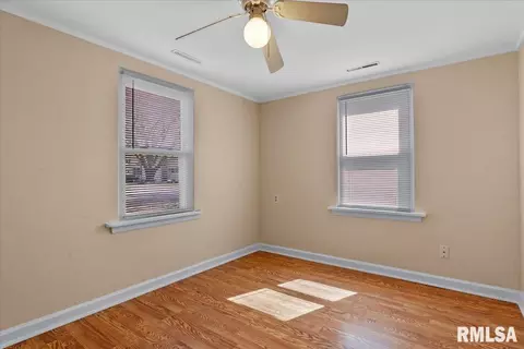 Bedroom - 2941 Hoover St, Springfield, IL 62703 photo 3 of 8