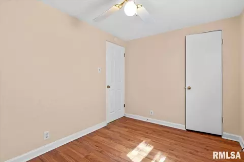 Bedroom - 2941 Hoover St, Springfield, IL 62703 photo 7 of 8