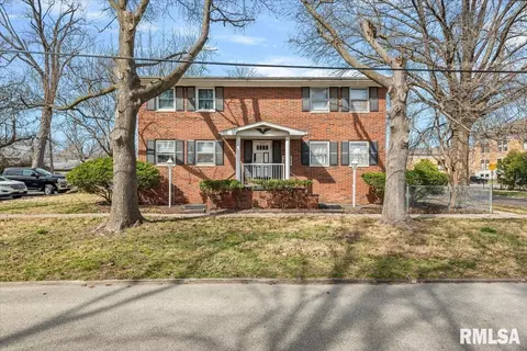 821 S Pasfield St, Springfield, IL 62704