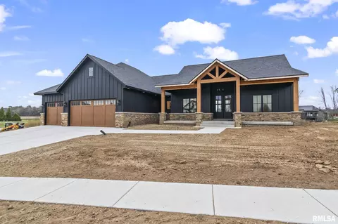 1807 Willow Bnd, Chatham, IL 62629