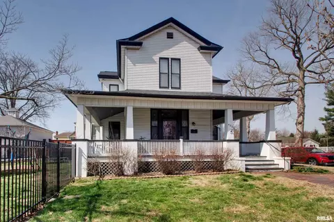 400 S 18th St, Quincy, IL 62301