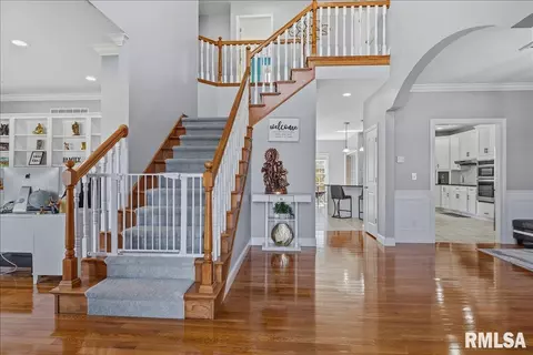 Entry Way - 2505 Centennial Dr, Springfield, IL 62711 photo 1 of 6
