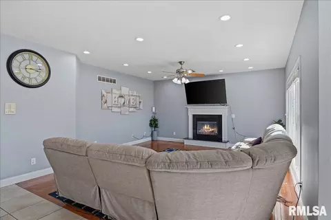 Other - 2505 Centennial Dr, Springfield, IL 62711 photo 7 of 20