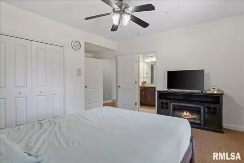 Bedroom - 2505 Centennial Dr, Springfield, IL 62711 photo 9 of 9