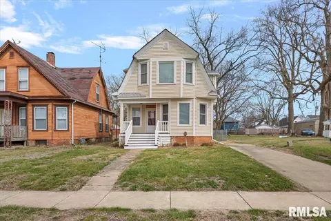 958 N 2nd St, Springfield, IL 62702
