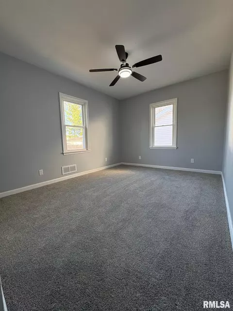 Bedroom - 3100 S 5th St, Springfield, IL 62703 photo 5 of 8
