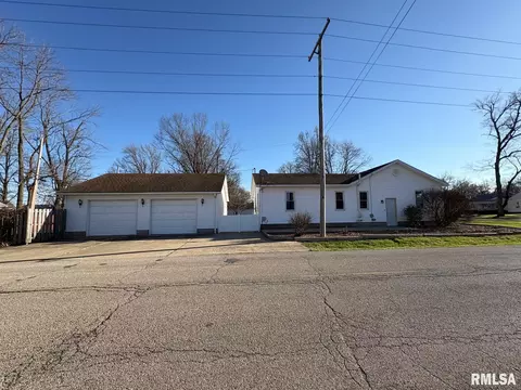 Exterior - 3100 S 5th St, Springfield, IL 62703 photo 1 of 5