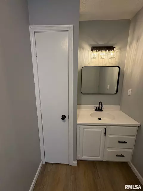 Bath - 3100 S 5th St, Springfield, IL 62703 photo 1 of 4