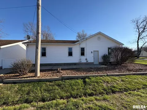 Exterior - 3100 S 5th St, Springfield, IL 62703 photo 2 of 5