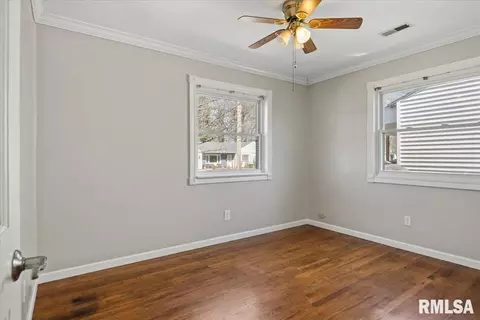 Bedroom - 2352 E Keys Ave, Springfield, IL 62702 photo 1 of 6