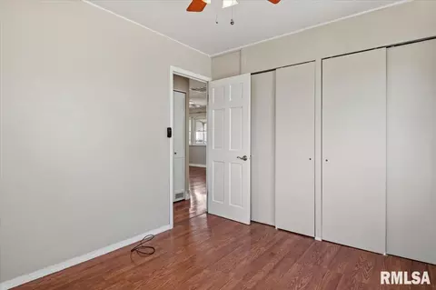 Bedroom - 2352 E Keys Ave, Springfield, IL 62702 photo 5 of 6