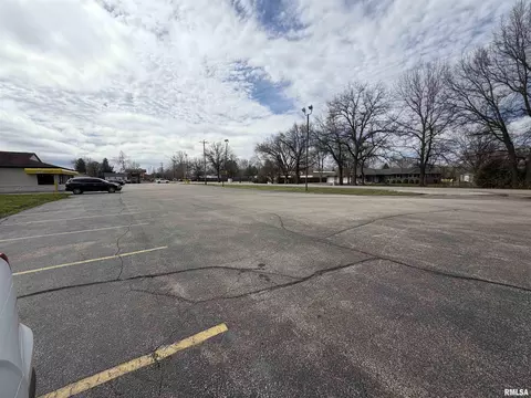 0 N 7th St, Riverton, IL 62561 photo 3
