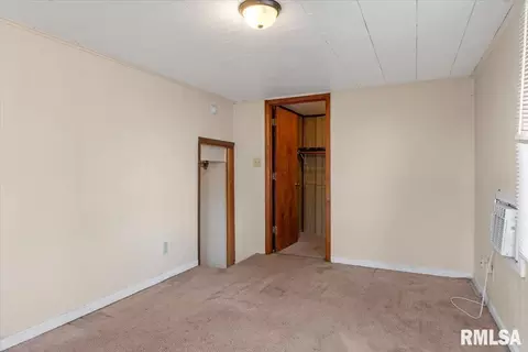 Bedroom - 2340 S 7th St, Springfield, IL 62703 photo 5 of 9