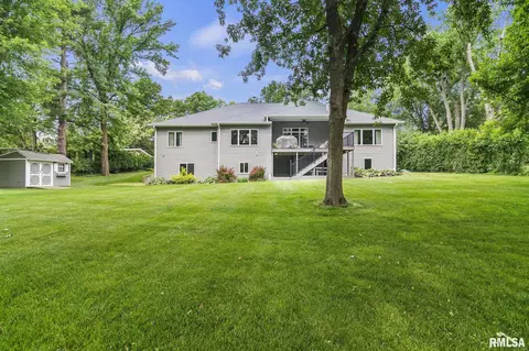 Exterior - 10 The Elms Ln, Springfield, IL 62712 photo 7 of 9