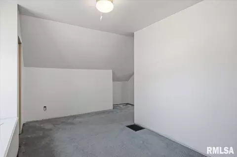 Bedroom - 2830 S State St, Springfield, IL 62704 photo 5 of 5