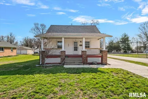 2830 S State St, Springfield, IL 62704