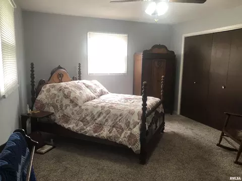 Bedroom - 5306 S 2nd St, Springfield, IL 62703 photo 2 of 6