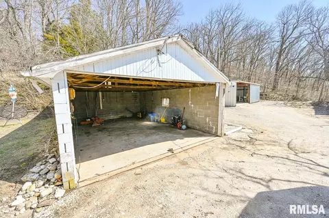 Exterior - 2552 E 543rd Ln, Ursa, IL 62376 photo 5 of 18