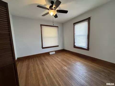 Bedroom - 2408 Yale Blvd, Springfield, IL 62703 photo 1 of 8