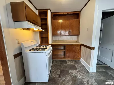 Other - 2408 Yale Blvd, Springfield, IL 62703 photo 5 of 6