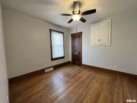 Bedroom - 2408 Yale Blvd, Springfield, IL 62703 photo 4 of 8