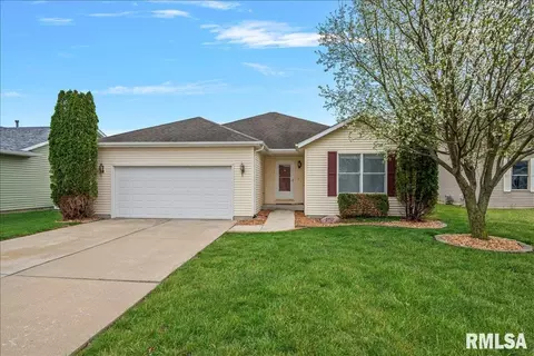 2712 Carl Prairie Dr, Springfield, IL 62703