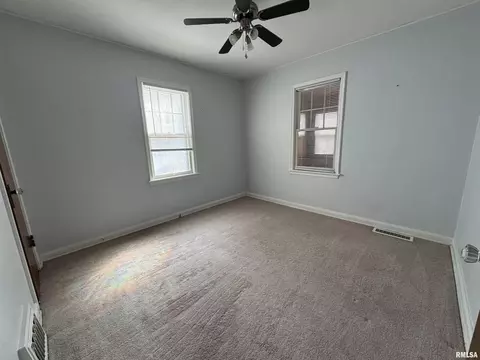 Bedroom - 2537 S 5th St, Springfield, IL 62703 photo 3 of 3