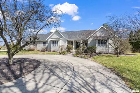 5930 N Lake Rd, Springfield, IL 62711