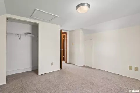 Bedroom - 2010 N 16th St, Springfield, IL 62702 photo 6 of 12