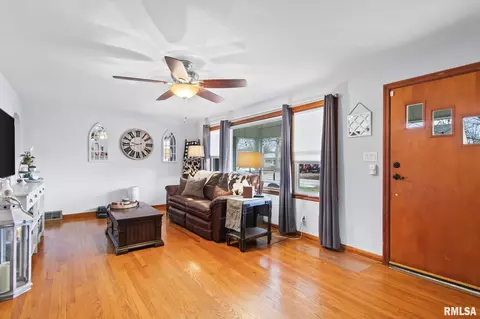 Other - 1913 E Hood St, Springfield, IL 62703 photo 4 of 16