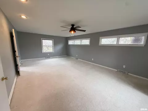 307 E State St, Payson, IL 62360 photo 17