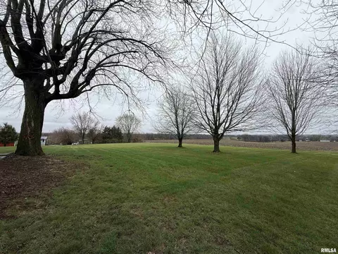 307 E State St, Payson, IL 62360 photo 28