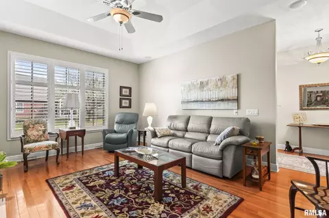 Living - 2403 Interlacken Rd, Springfield, IL 62704 photo 2 of 4