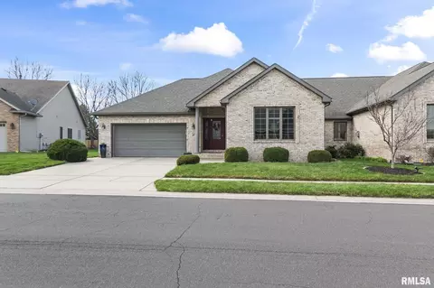 Exterior - 2403 Interlacken Rd, Springfield, IL 62704 photo 3 of 6
