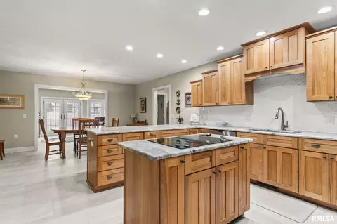 Kitchen - 2403 Interlacken Rd, Springfield, IL 62704 photo 4 of 7